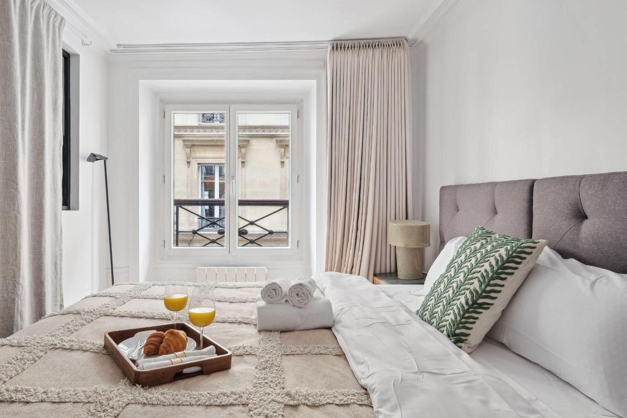 Jardin Des Tuileries & Louvre - Cityapartmentstay Paris Exterior photo